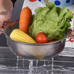 5754 Stainless Steel Colander with Handle, Large Metal Mesh Basket Strainer for Pasta, Spaghetti, Berry, Veggies, Fruits, Kitchen Food Colander, Dishwasher Safe (1 pc / 25.5 cm)