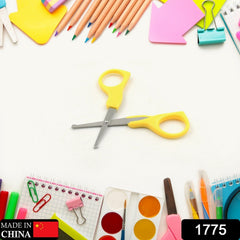 1775 Small Students Plastic Hand Tools Handle Paper Cutter Card Making Scrapbook Craft Scissors, Craft Shears Sharp Scissors, Stainless Steel Blade Scissors (1 Pc)