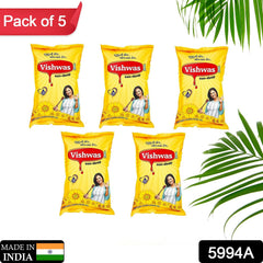 Sunflower oil in a pouch and jar, suitable for cooking and frying.