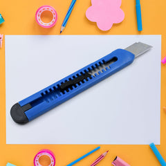7496 Multi-Use Iron Cutter, Cutting Blade and Precision Knife Blade, Utility Knife - Heavy Duty Industrial Cutter Knife (18mm)